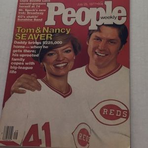 People Magazine. July 25, 1977. Vintage.